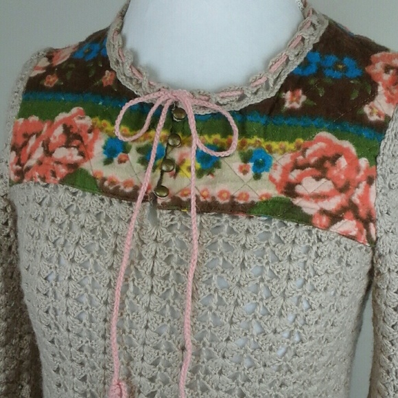 Free People Boho Crochet Sweater Size Small - Picture 2 of 6